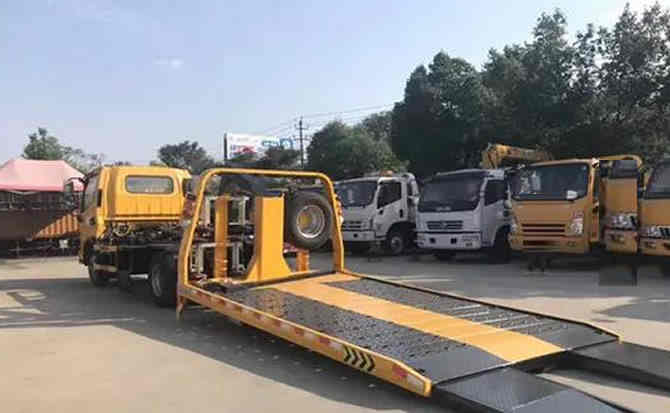 乌拉特前旗汽车中途维修案例